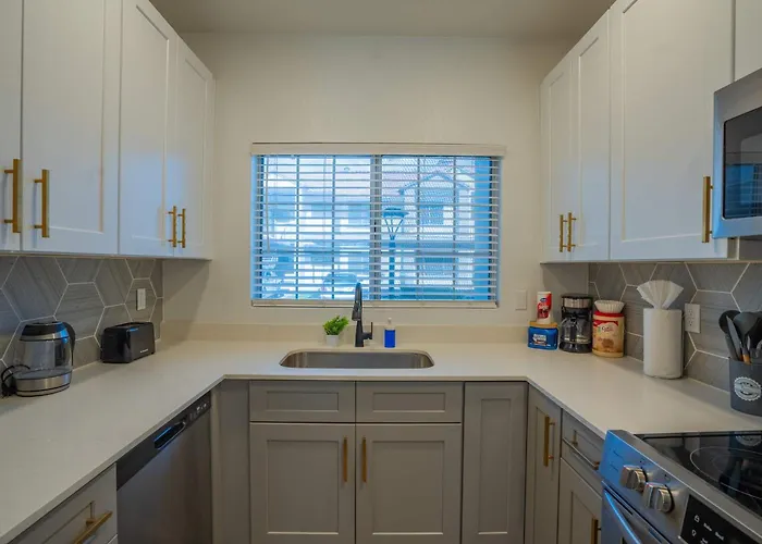 Walk To Kierland Pool Balcony Parking Wd Wifi Appartement *